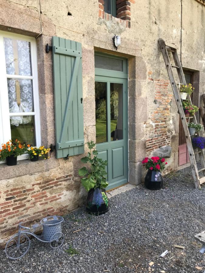 By The Wayside Villa Lussac-Les-Eglises Buitenkant foto